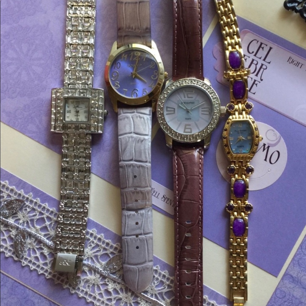 B21:  4 watches